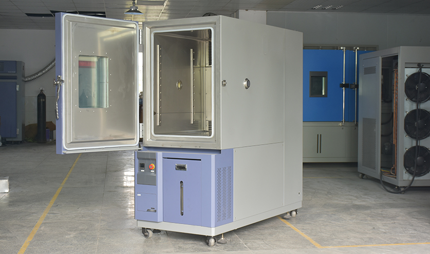 UPS電源如何用高低溫濕熱試驗箱做濕熱試驗？